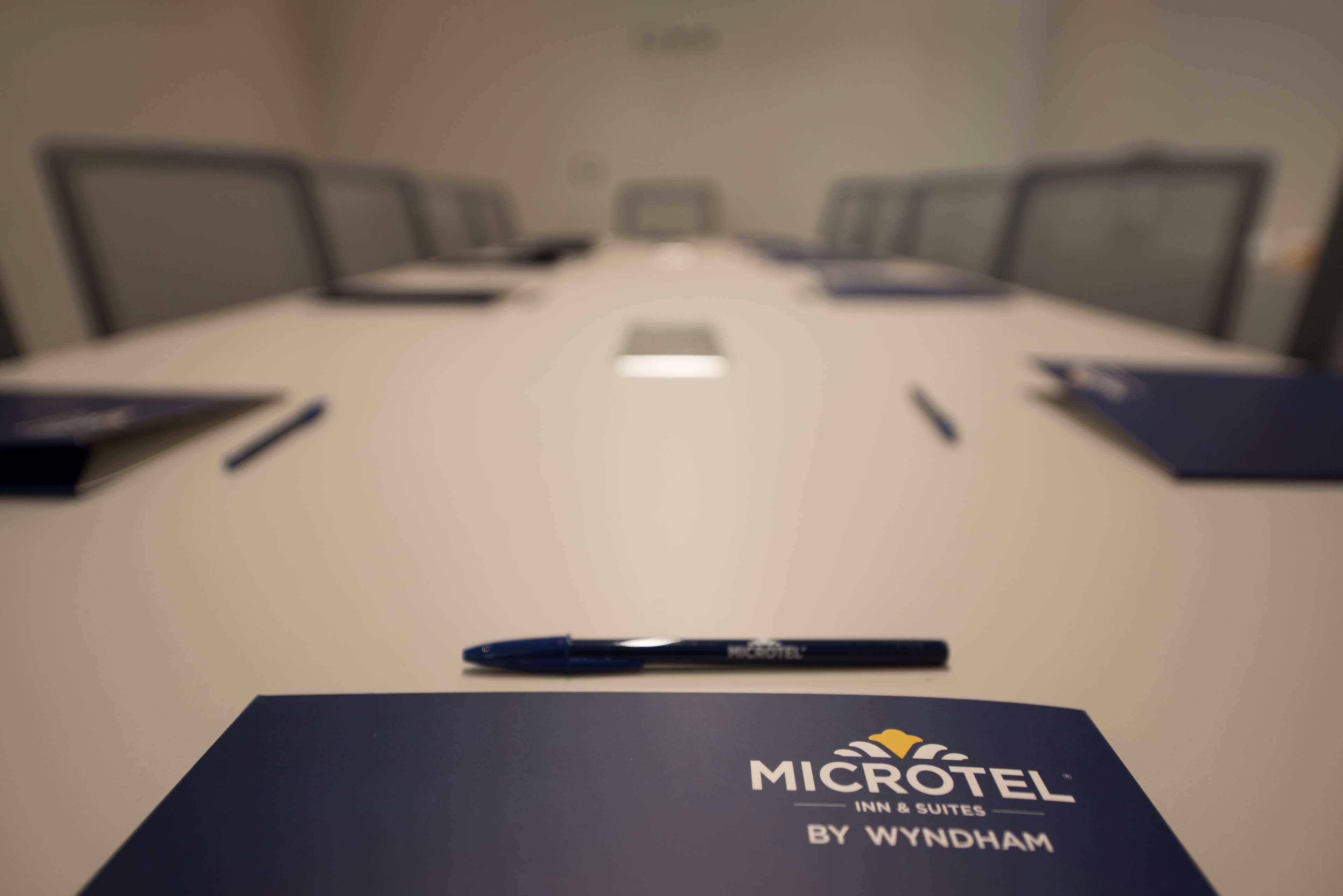 Microtel Inn & Suites By Wyndham San Luis Potosi Luaran gambar