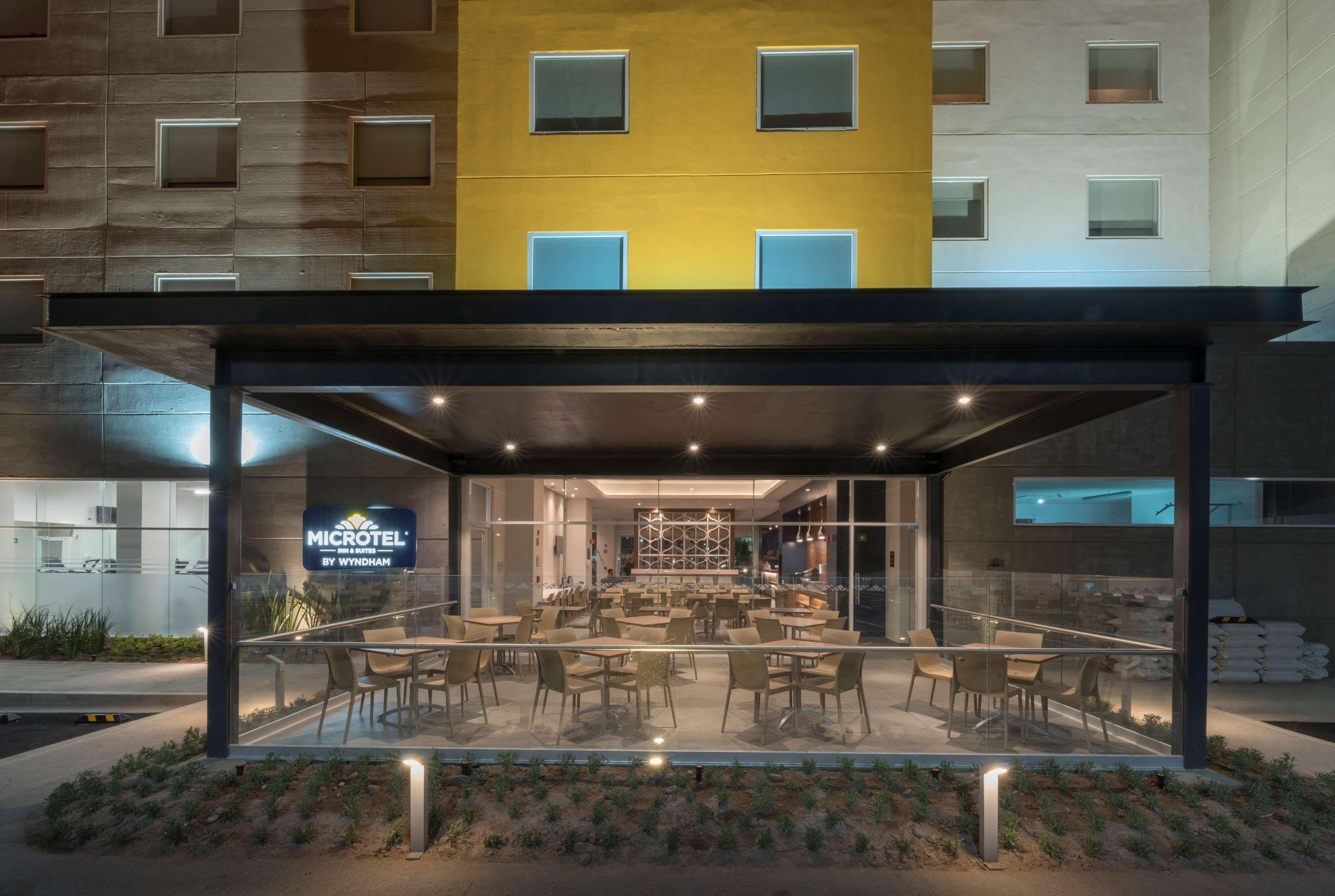 Microtel Inn & Suites By Wyndham San Luis Potosi Luaran gambar