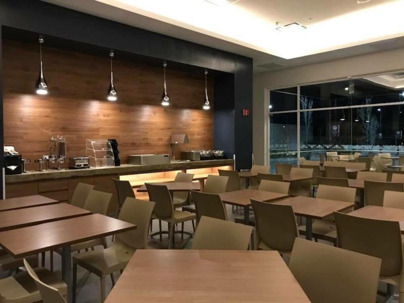 Microtel Inn & Suites By Wyndham San Luis Potosi Luaran gambar